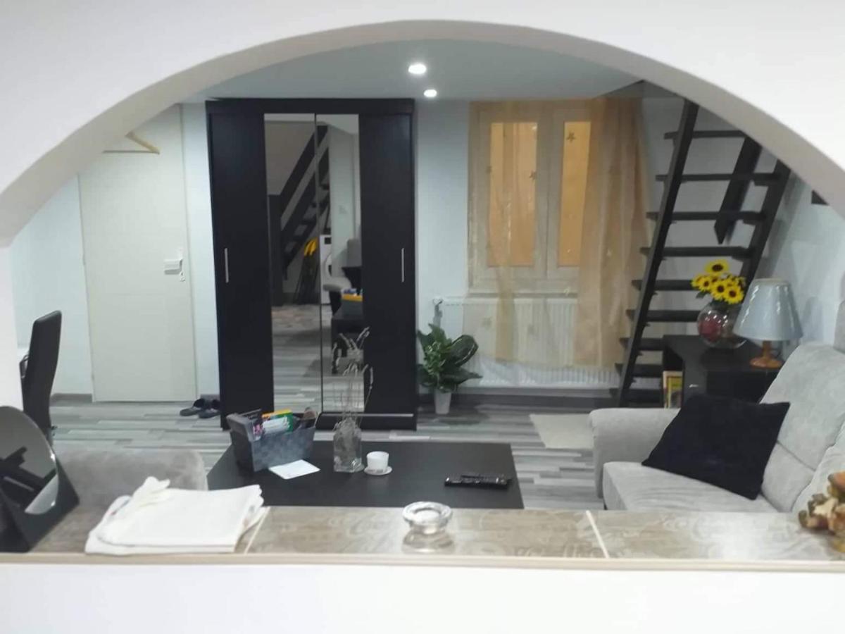 Little-Oasis Apartment Budapeste Exterior foto